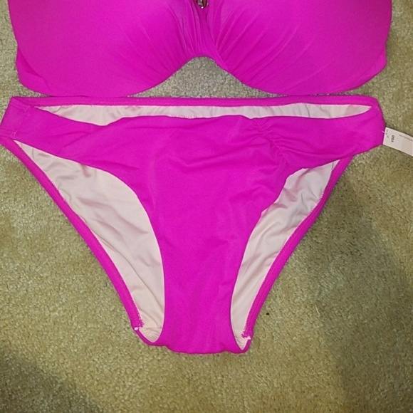 VS 38dd top large bottoms nwt - Picture 2 of 2